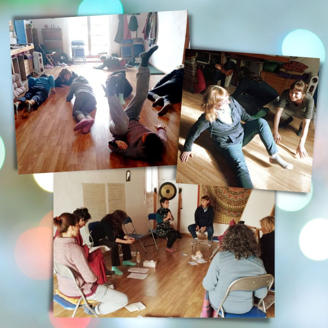 Tres fotos muestran a un pequeño grupo de adultos en una habitación: algunos sentados en círculo, otros tumbados o estirados en el suelo, participando en actividades de grupo.